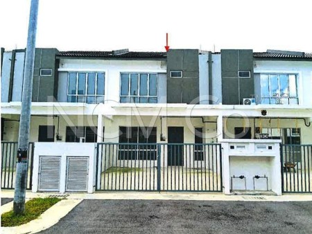 Terrace House For Auction at Alamanda Parklands