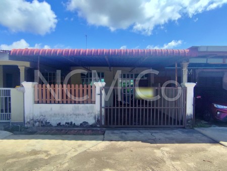 Terrace House For Auction at Taman Ariff Jaya