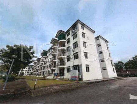 Condo For Auction at Selesa Puteri Condominium