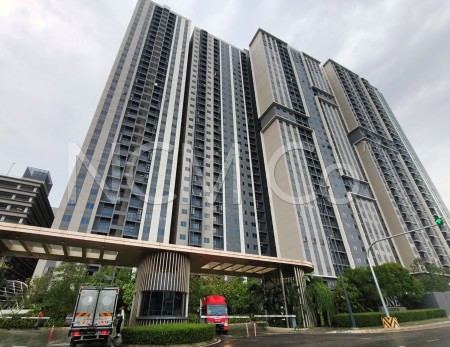 Apartment For Auction at One Equine
