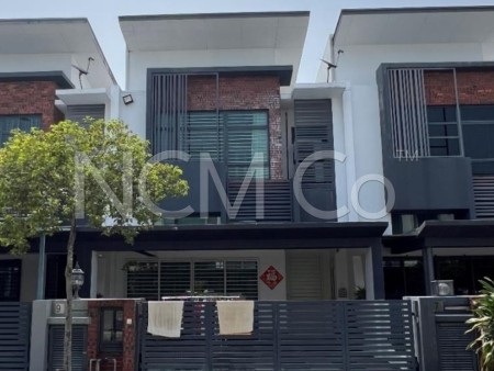 Terrace House For Auction at Taman Putra Prima