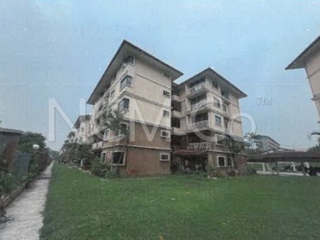 Apartment For Auction at Larkin Residence