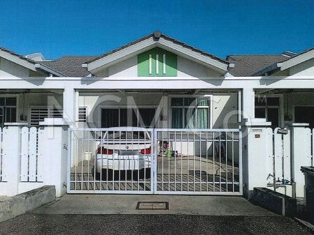 Terrace House For Auction at Anjung Gapam