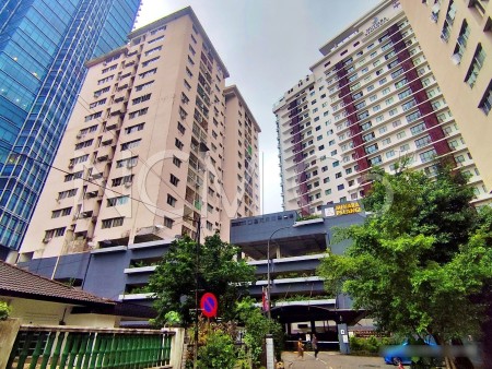 Apartment For Auction at Menara Pelangi