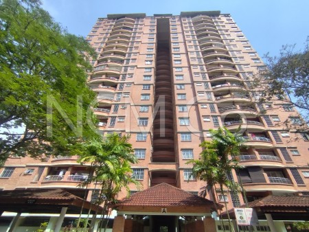 Condo For Auction at Greenview Residence