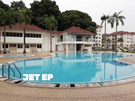 Apartment For Sale at Pelangi Court