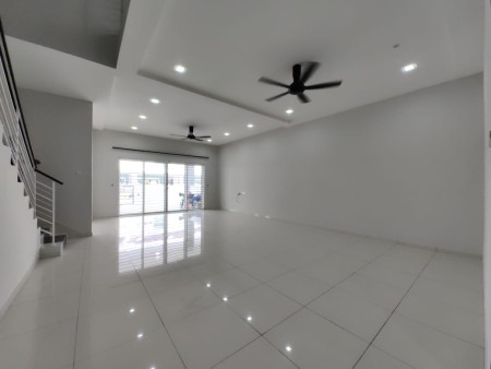Terrace House For Rent at Bandar Seri Botani