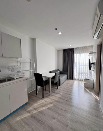 Condo Room for Rent at Country Garden Central Park