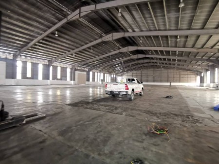 Detached Warehouse For Rent at North Port