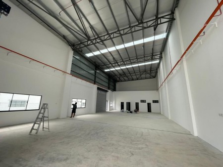 Semi-D Factory For Rent at Eco Business Park 1