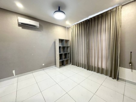 Terrace House For Rent at Eco Botanic