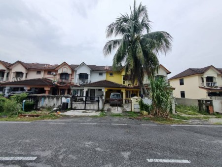 Terrace House For Sale at Bandar Armada Putra