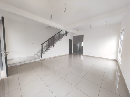 Terrace House For Sale at Alamanda Parklands