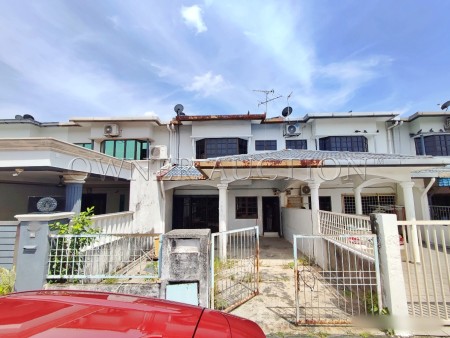 Terrace House For Auction at Taman Bayu Perdana