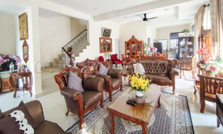 Terrace House For Auction at Avens Residence