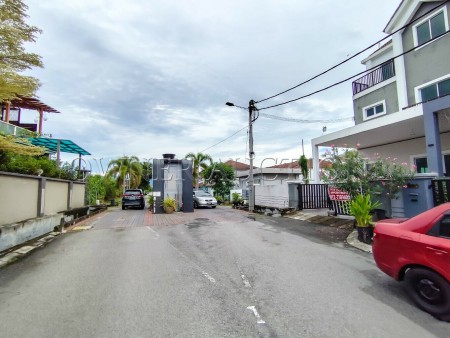 Terrace House For Auction at Savana Residency