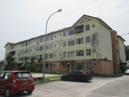 Apartment For Auction at Pangsapuri Seroja