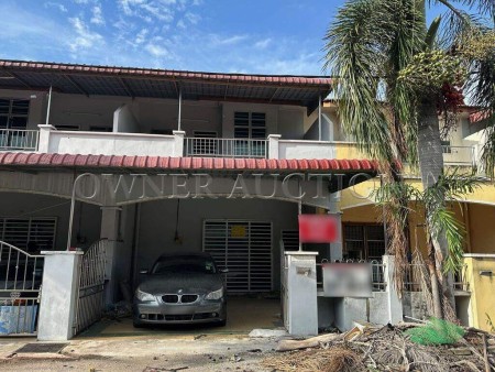 Terrace House For Auction at Taman Acheh Maju