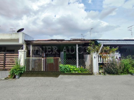 Terrace House For Auction at Taman Tiram Baru