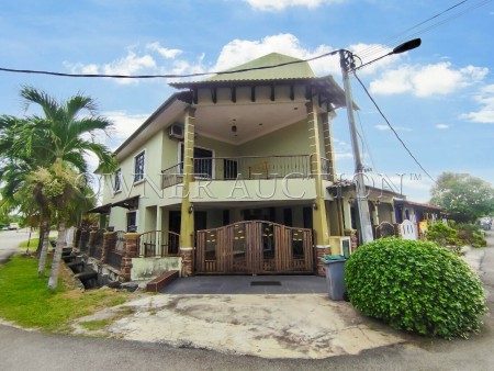 Terrace House For Auction at Taman Seri Telok Emas