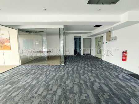 Shop Office For Auction at 3 Two Square