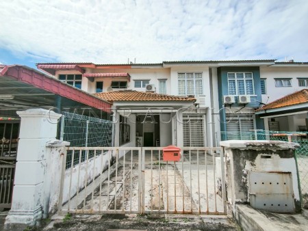 Terrace House For Auction at Taman Belatuk Mas