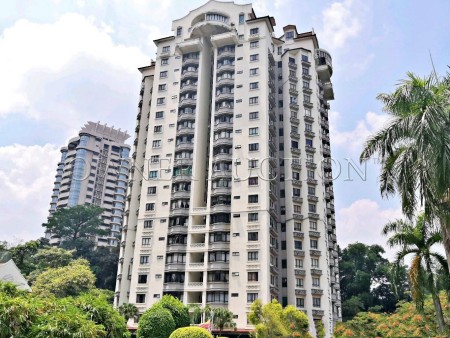 Penthouse For Auction at Robson Condominium