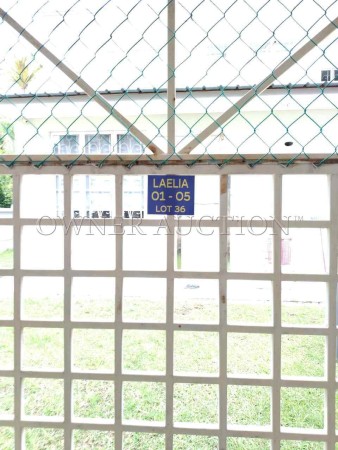 Condo for Auction