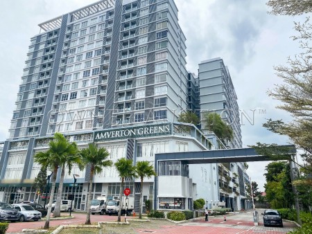 Condo for Auction