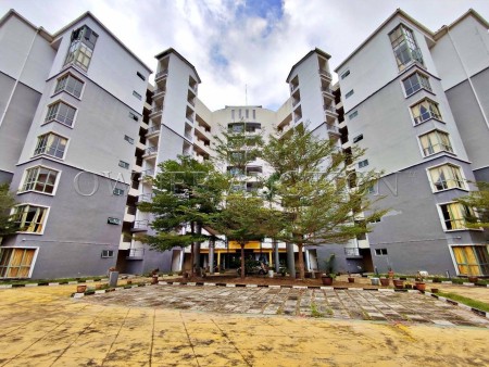 Apartment For Auction at Gold Coast Water City Resort
