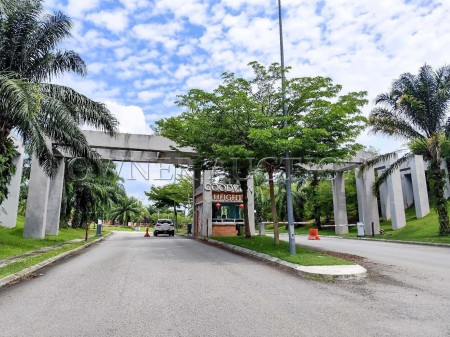 Apartment for Auction