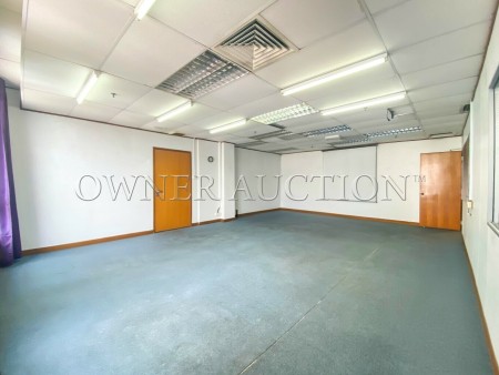 Shop Office For Auction at Amcorp Tower