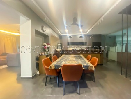 Terrace House For Auction at Taman Zooview