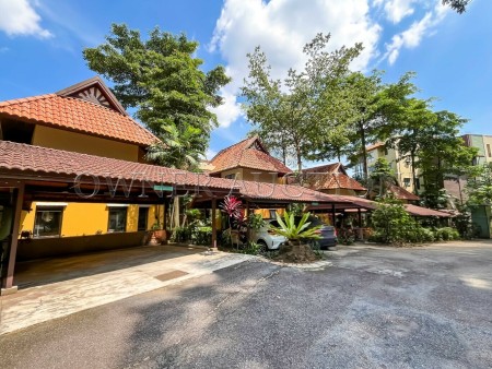 Villa For Auction at Bukit Gita Bayu