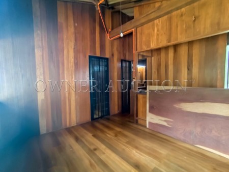 Bungalow House for Auction