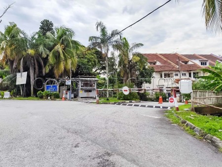 Terrace House For Auction at Taman Megah 2