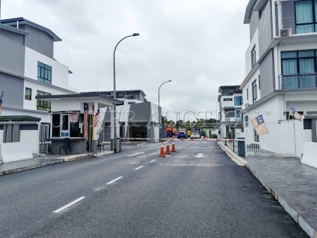 Terrace House For Auction at Taman Sri Muda