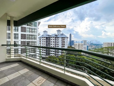 Condo For Auction at Araville