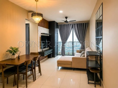 Condo For Auction at Kenwingston Platz Residence
