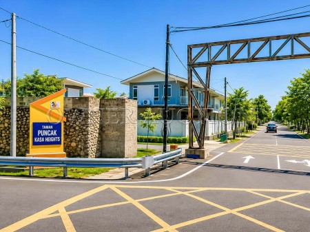 Terrace House for Auction