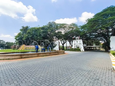 Bungalow House for Auction