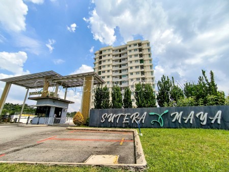 Condo for Auction