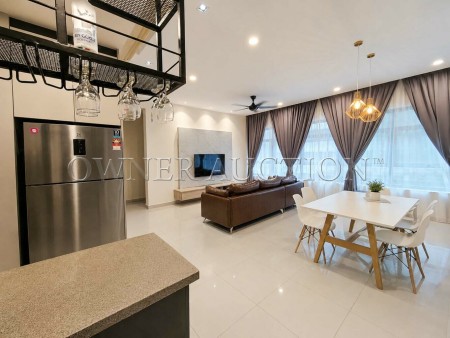 Serviced Residence For Auction at Lakeville Residence