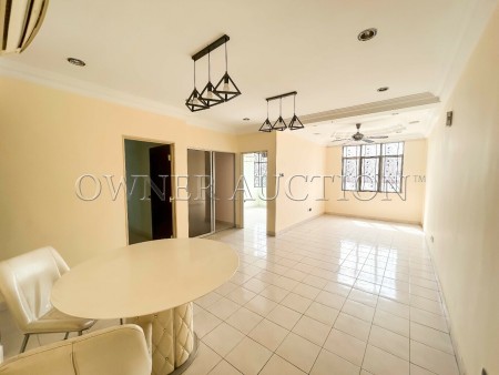 Terrace House For Auction at Venice Hill