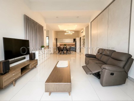 Villa For Auction at Karisma Hill