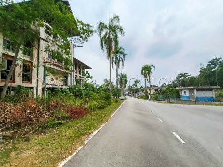 Bungalow House for Auction