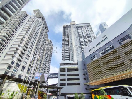Apartment For Auction at Ion Delemen