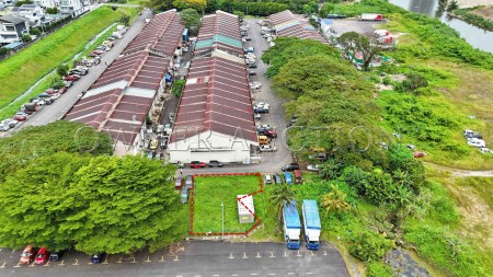 Commercial Land For Auction at Taman Perindustrian Usj 1