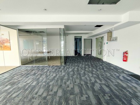 Shop Office For Auction at 3 Two Square