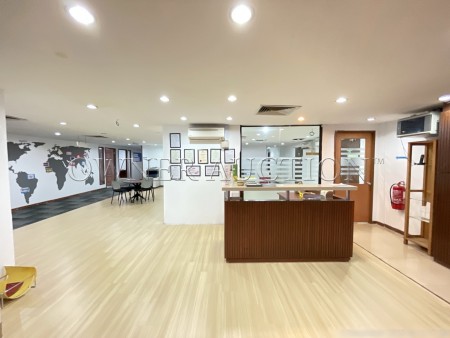 Office For Auction at Dataran De Palma